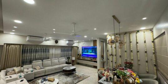 Elegance Redefined: Spacious 3 BHK flat Converted to Lavish 2 BHK, Apartment Located at Vasant Oasis, Andheri East, Western Suburbs