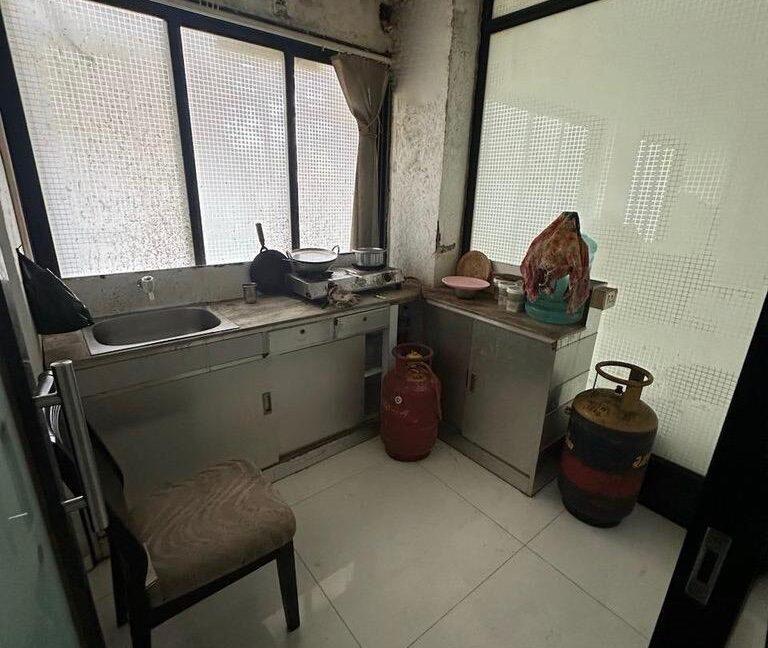 2829E098-1069-46BD-9600-B8F8FE4CCF67