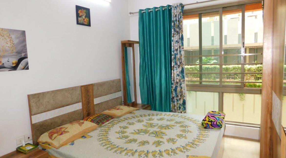 79C8E8A9-5A86-453A-BD1D-1714EFF98AA1