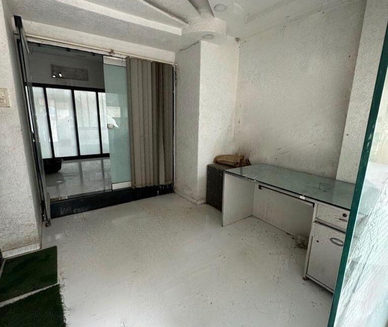 88E19306-452C-4045-8844-2A468F39B404