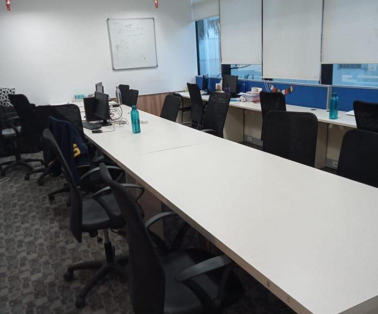 6710E952-86E7-4A95-AA18-600049A22A2B